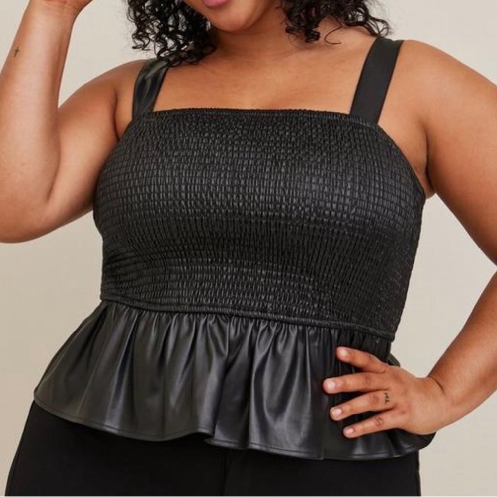 Torrid Black Smocked Peplum Tank Top, size 4x NBW
